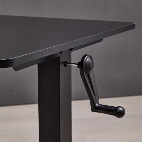Eleva desk